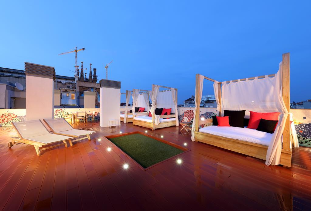 Castro Exclusive Residences Spa Sagrada Familia Barcelona Exterior photo